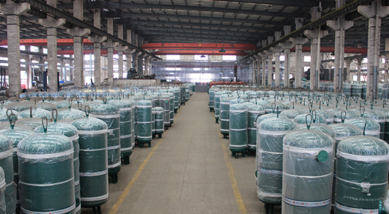 申容直供，只做性價(jià)比高儲(chǔ)氣罐！